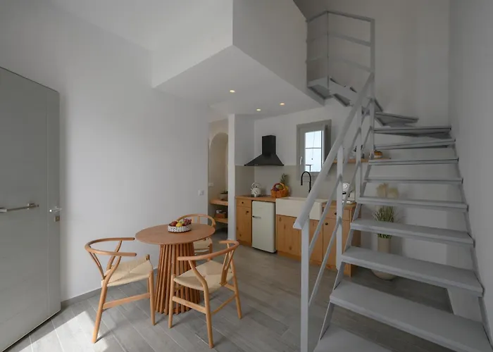 Aegean Diamonds Luxury Suites