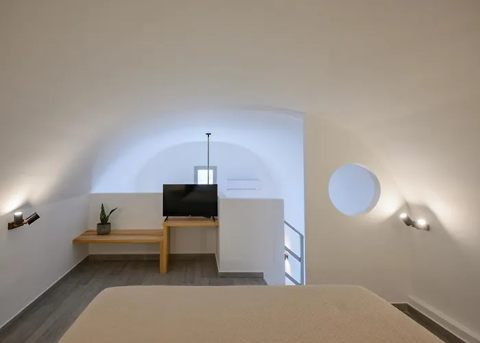 AEGEAN DIAMOND Blue Diamond luxury suite