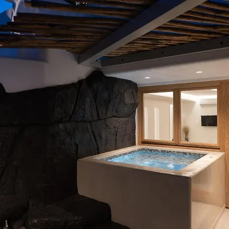 Aegean Diamonds Luxury Suites Monolithos  Room photo