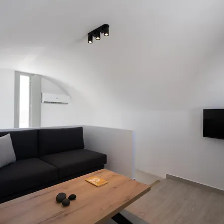 Aegean Diamonds Luxury Suites Monolithos  Room photo